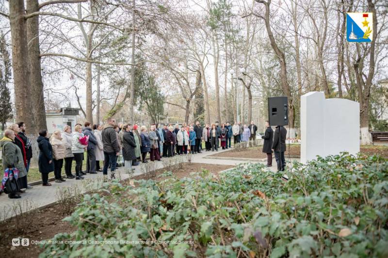 Открыли первую доску почёта в Инкермане Открыли первую доску почёта в Инкермане