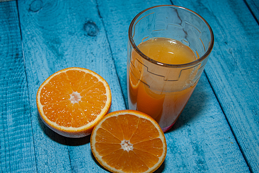 Назван эффект употребляемого на завтрак популярного сока