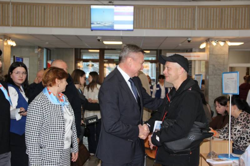 В Кадровом центре «Работа России» Севастополя прошел форум вакансий «Время возможностей для СВОих» для участников СВО и их близких В Кадровом центре «Работа России» Севастополя прошел форум вакансий «Время возможностей для СВОих» для участников СВО и их близких