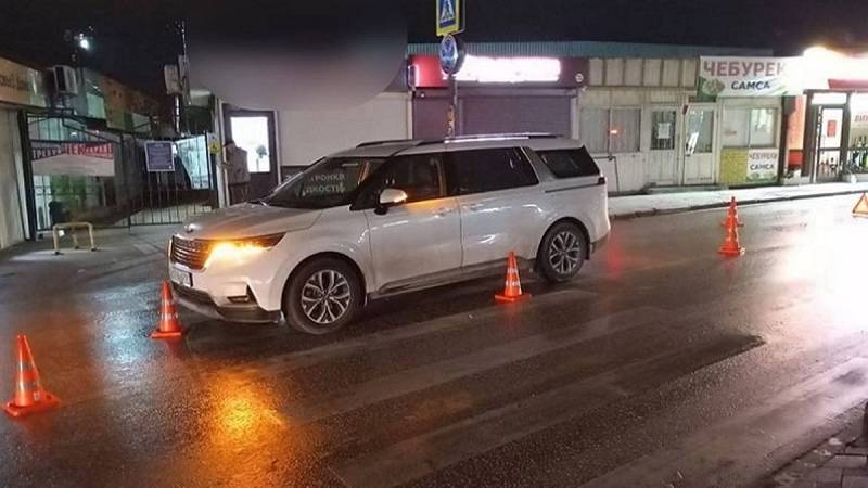 В Севастополе водитель иномарки сбил женщину на пешеходном переходе