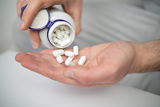 Обнаружена связь между популярными препаратами и риском рака кишечника