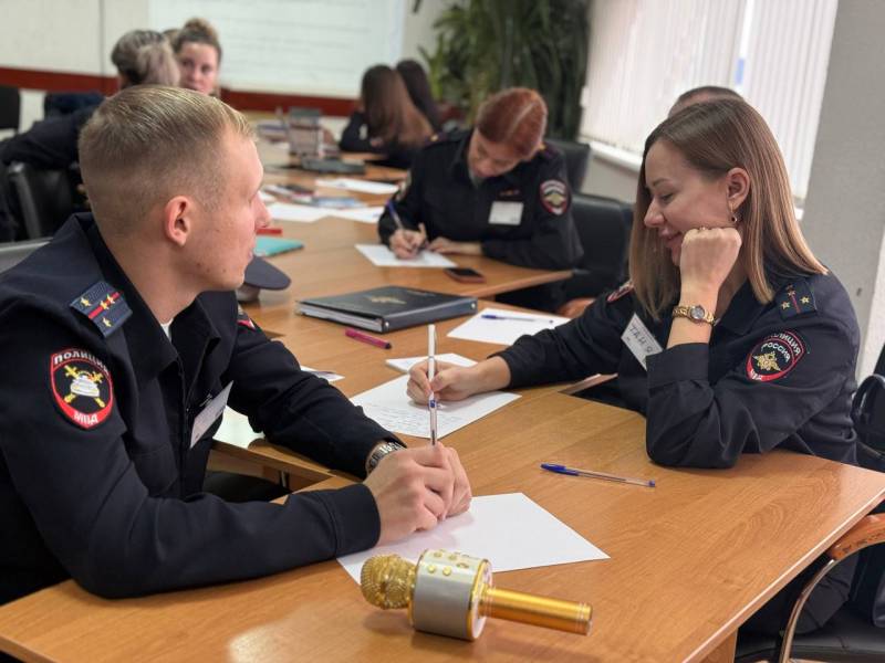 Сотрудники Госавтоинспекции Севастополя и Крыма обсудили строительство единой сети безопасности на дорогах полуострова