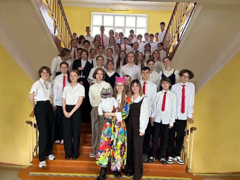 Необычная просветительская встреча состоялась в гимназии № 8 имени Н.Т. Хрусталева
