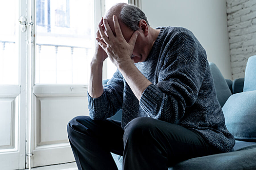 Названы неочевидные факторы риска деменции