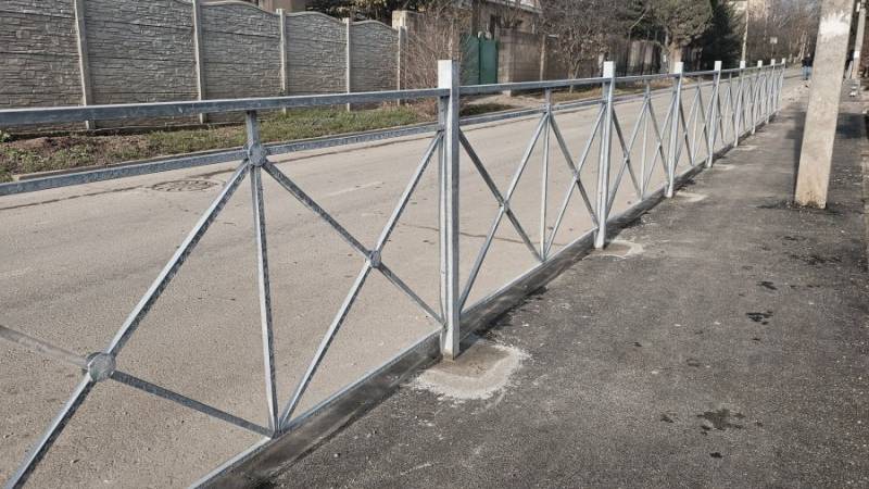 В Балаклаве закончили благоустройство тротуара на улице 40 лет Октября