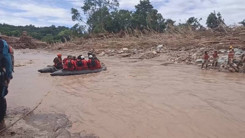 Наводнения на востоке Боливии: уже 20 погибших