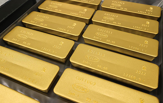 Золотые резервы России достигли объемов замороженных активов