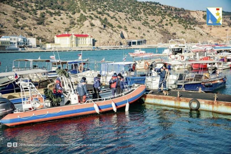 Традиции и безопасность: в Севастополе водолазы обследуют места купаний