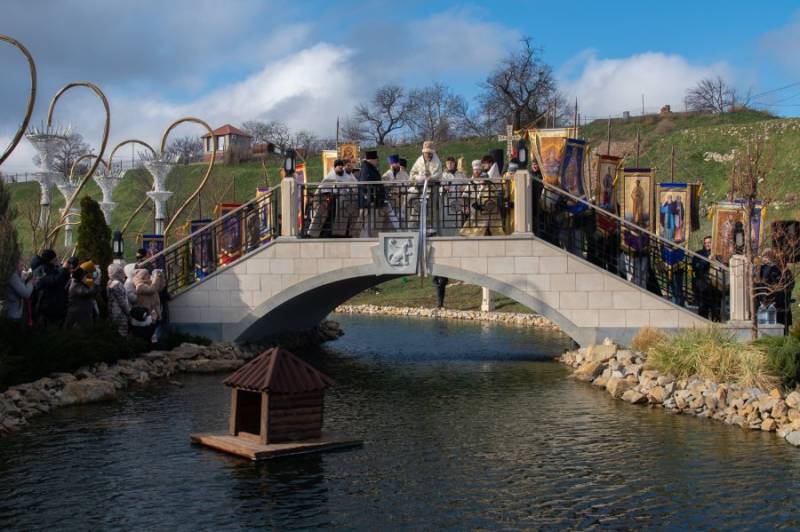 В Херсонесе православные отпраздновали Крещение Господне