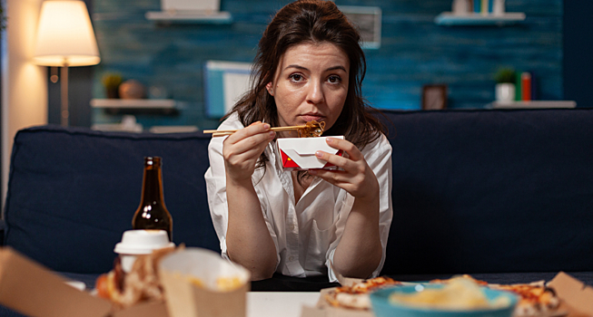 Стало известно, какая еда повышает риск развития депрессии