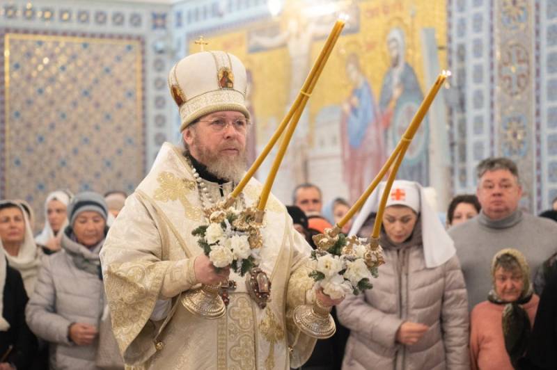 В Херсонесе православные отпраздновали Крещение Господне