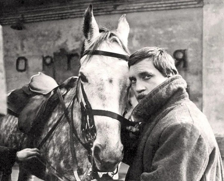 Высоцкий. Камера. Мотор. В каких фильмах снимался легендарный советский артист в Крыму