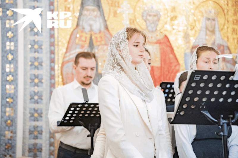 В Свято-Владимирском Соборе прошла Божественная литургия в честь Рождества Христова