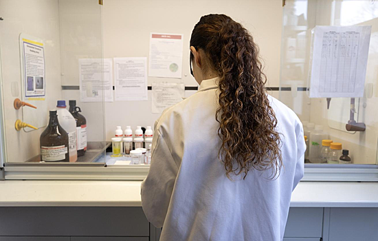 В США одобрили опыты с созданным ИИ лекарством от болезней мозга