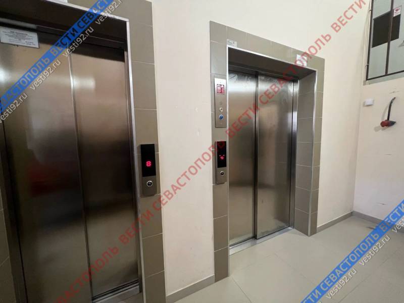 Сегодня стартовала комплексная проверка лифтов во всех корпусах дома №33Б на Лабораторном шоссе Сегодня стартовала комплексная проверка лифтов во всех корпусах дома №33Б на Лабораторном шоссе