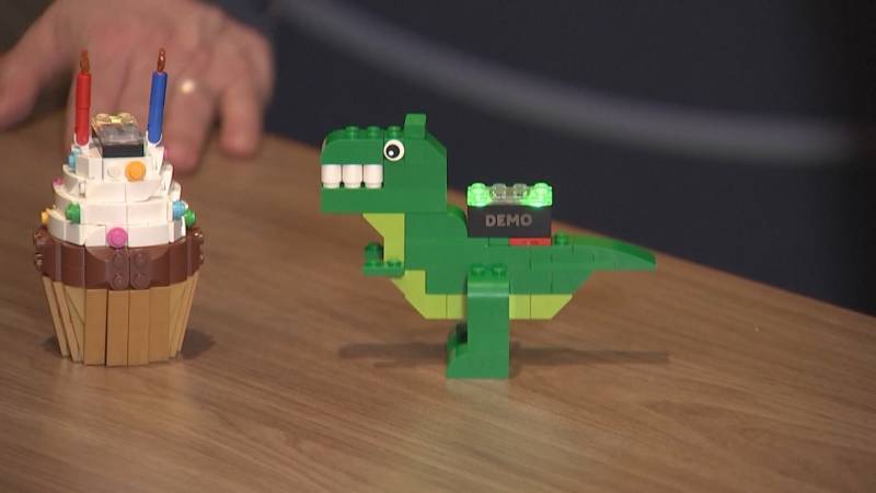 Lego представила интерактивные конструкторы с «emstrongумными»/em/strong деталями