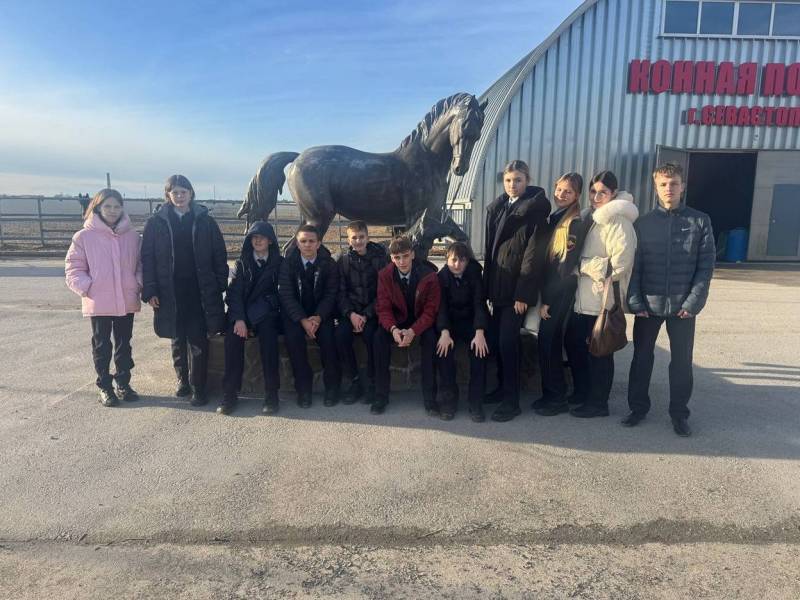 Севастопольские кадеты органов внутренних дел побывали в гостях у сотрудников патрульно-постовой службы полиции