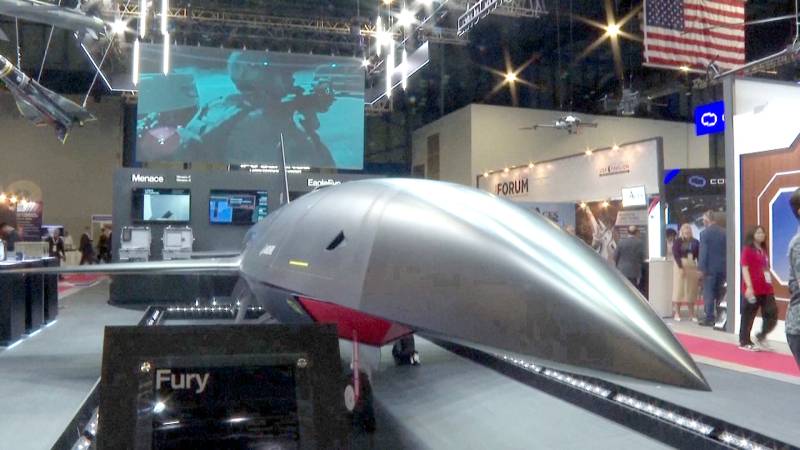 Будущее воздушного боя представили на Сингапурском авиасалоне