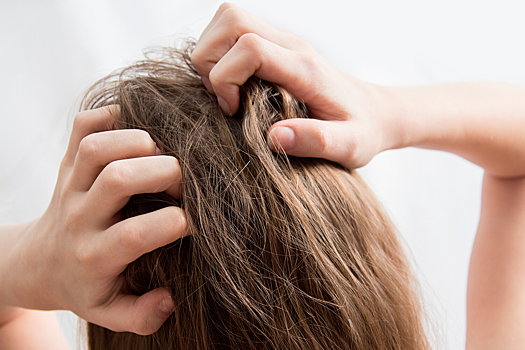 Дефицит железа в волосах связали с болезнью Паркинсона