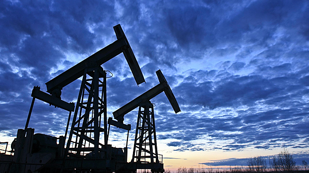 Axios: США усилят давление на экспорт иранской нефти