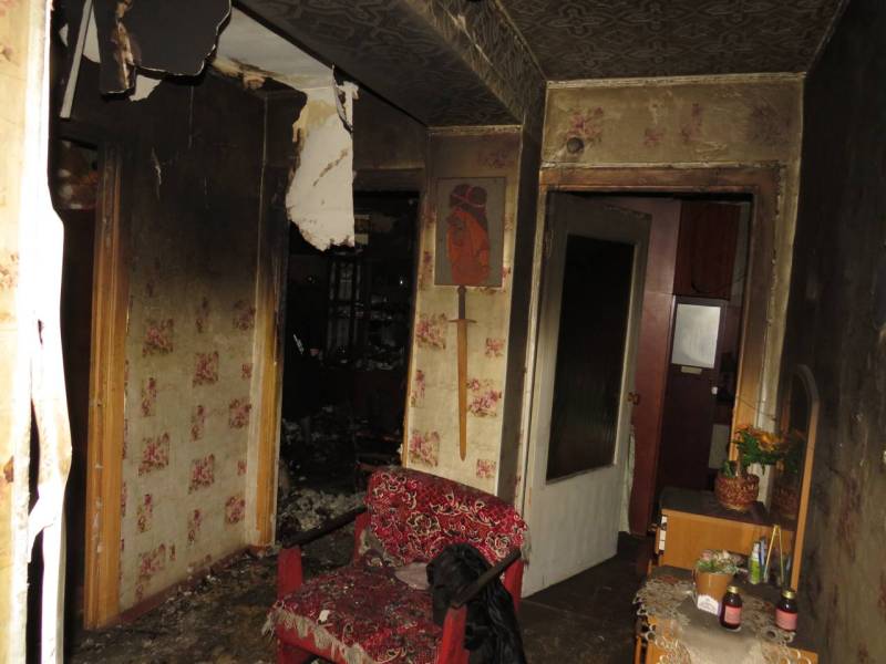 Следователи проводят проверки по факту гибели жителей полуострова на пожарах в результате курения в постели