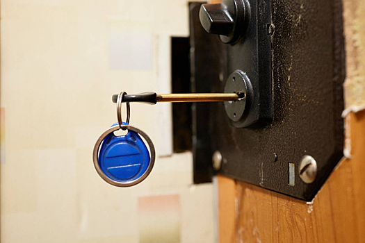 В Москве выставили на продажу двушку с «бабушкиным» ремонтом по цене квартиры в Майами