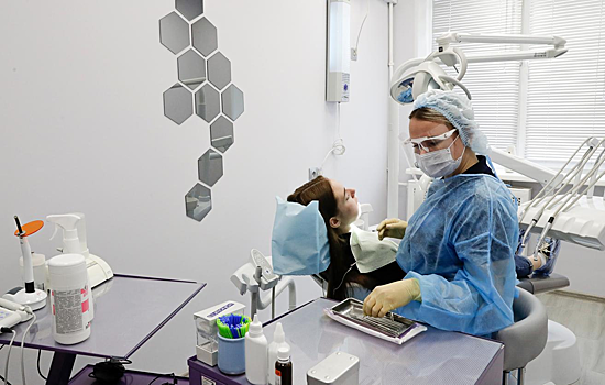 Эмаль зубов научились формировать при помощи электрических полей