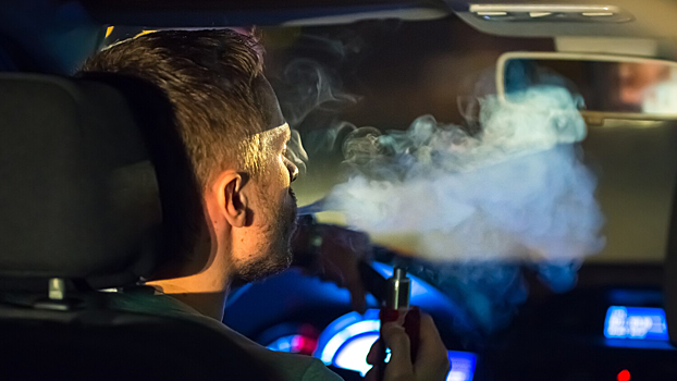 Ученые подтвердили связь роста опухолей с курением электронных сигарет