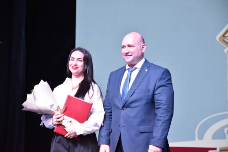 Севастопольский хореографический центр «Радость» отмечает десятилетие Севастопольский хореографический центр «Радость» отмечает десятилетие