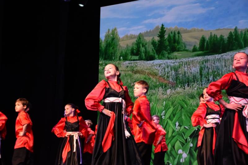 Севастопольский хореографический центр «Радость» отмечает десятилетие Севастопольский хореографический центр «Радость» отмечает десятилетие