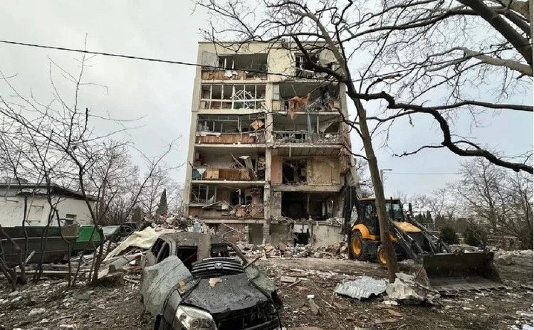 «Раздроблен таз и разорвана селезенка»: пострадавшую в результате взрыва в Севастополе готовят к третьей операции «Раздроблен таз и разорвана селезенка»: пострадавшую в результате взрыва в Севастополе готовят к третьей операции