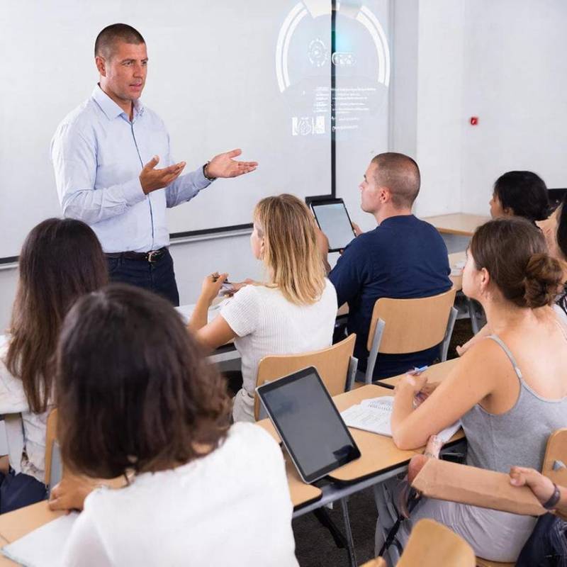 В РУДН рассказали о «закате» классического образования из-за развития ИИ