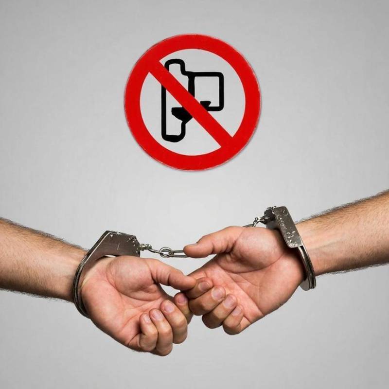 Юрист: владельцы ИИ-сервисов не отвечают за вред от дипфейков