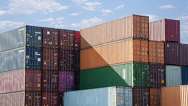 Россияне начали массово скупать морские контейнеры