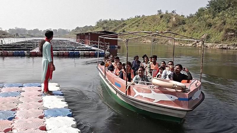 Заброшенная шахта стала туристической достопримечательностью в Индии