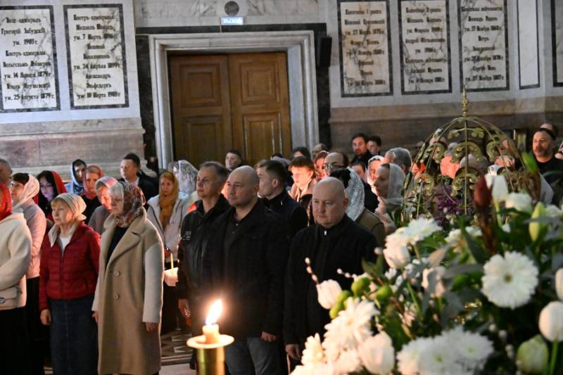 ФОТОРЕПОРТАЖ. В Севастополе встретили Светлую Пасху ФОТОРЕПОРТАЖ. В Севастополе встретили Светлую Пасху