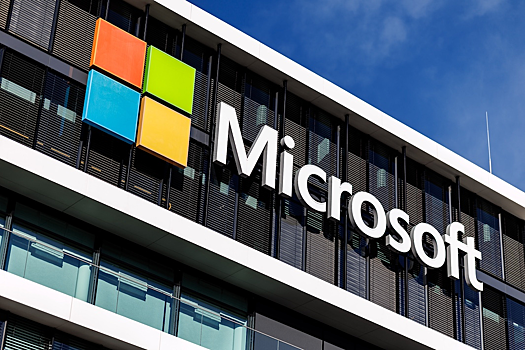 Выручка Microsoft в России упала почти на 30%