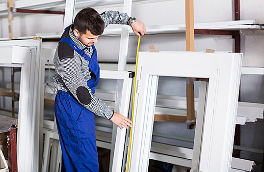 Конфликт на Ближнем Востоке поднимает цены на пластиковые окна и игрушки