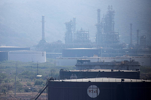 ОАЭ намерены нарастить поставки энергоносителей после выхода из ОПЕК