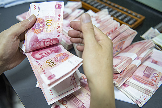 Индия рассчитывается за иранскую нефть юанями через ICICI Bank