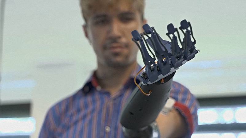 Инженеры в Мексике создали простой в использовании роботизированный протез