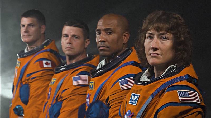 НАСА готовится отправить людей обратно к Луне