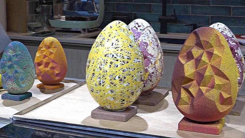 В Барселоне создают авторские пасхальные десерты на основе традиционных «emstrongмонас»/em/strong