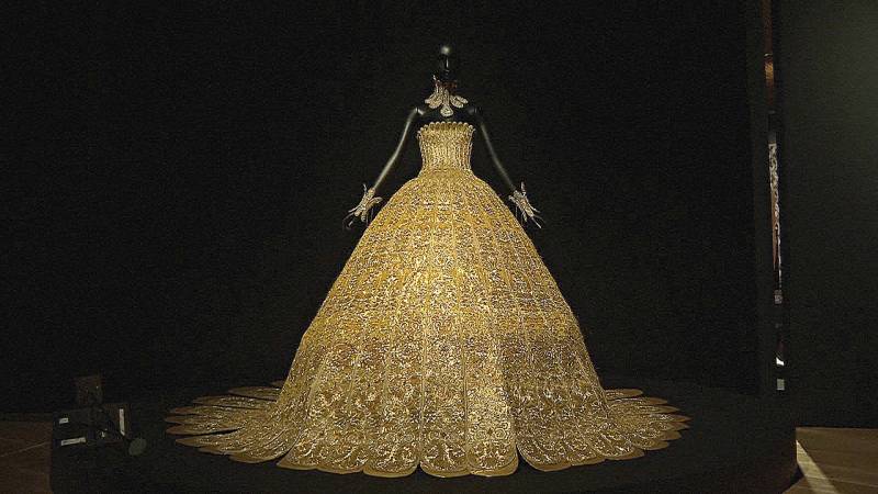 В Лиссабоне открылась выставка, объединяющая моду и классическое искусство