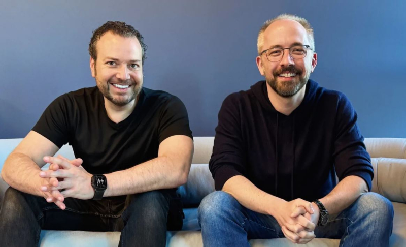 Гендиректор Dropbox уходит в отставку