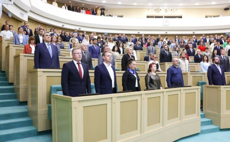 Николай Приставка: Сегодня вместе с генеральным директором ООО «Агрофирма «Золотая балка» Еленой Костенко приняли участие в работе Третьего Форума тружеников села