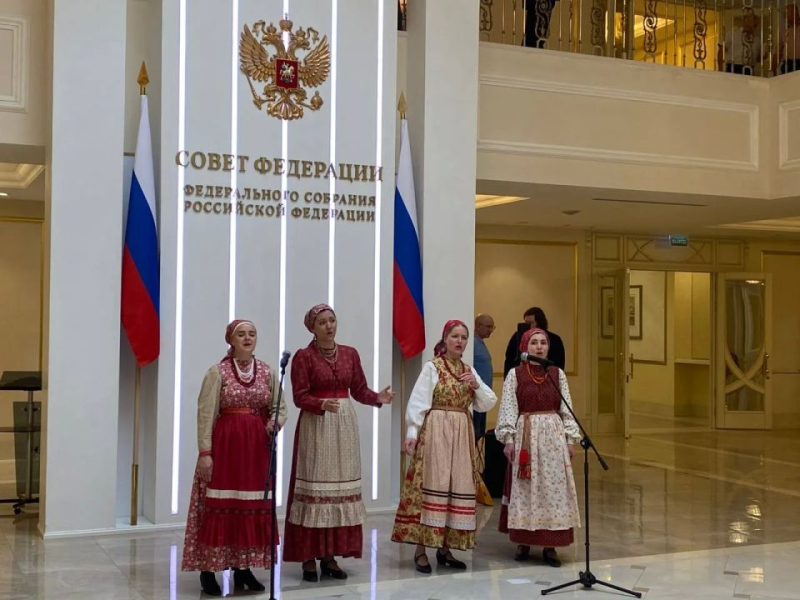 Николай Приставка: Сегодня вместе с генеральным директором ООО «Агрофирма «Золотая балка» Еленой Костенко приняли участие в работе Третьего Форума тружеников села