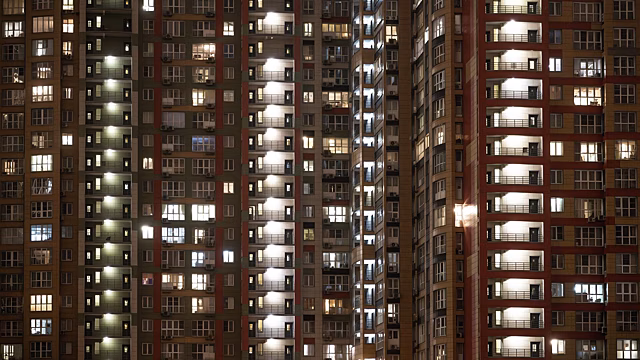 Россияне начали массово скупать жилье в&nbsp;соседней стране