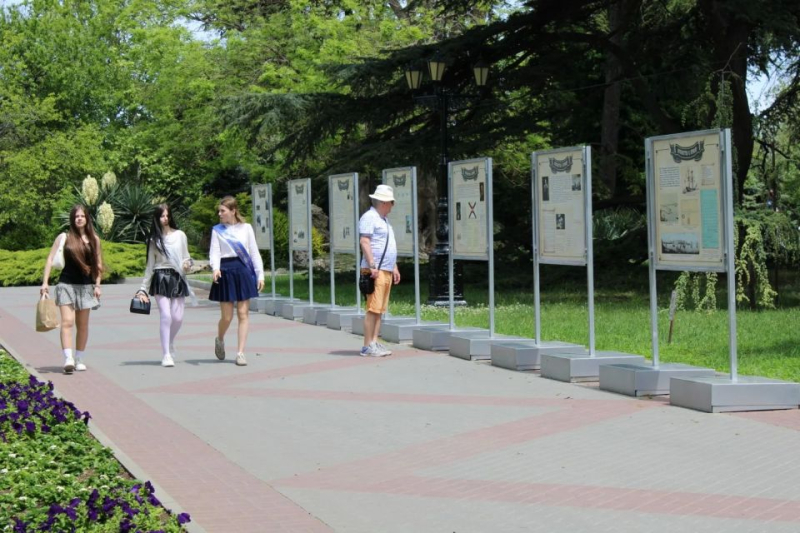 В Севастополе открыли выставку о подвиге брига «Меркурий»