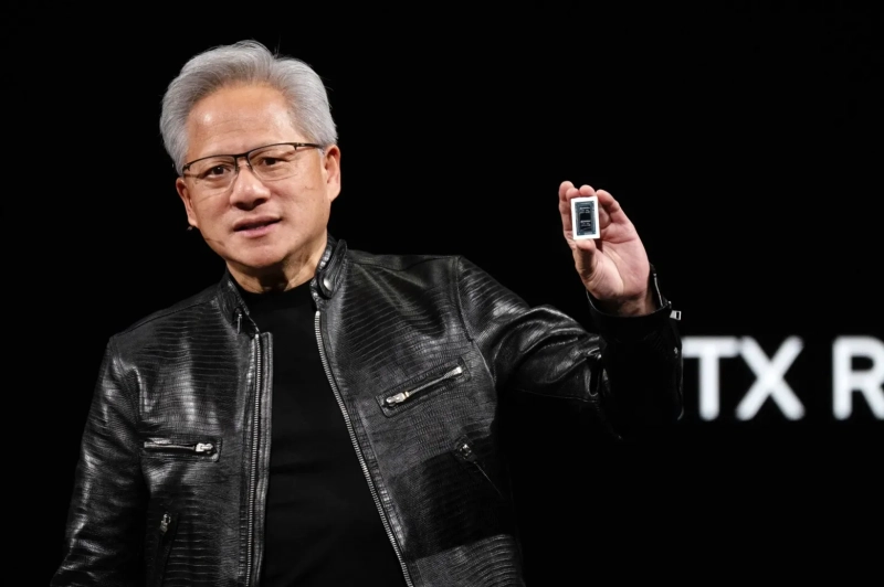 Дженсен Хуанг представляет суперчип RTX Spark в Тайбэе